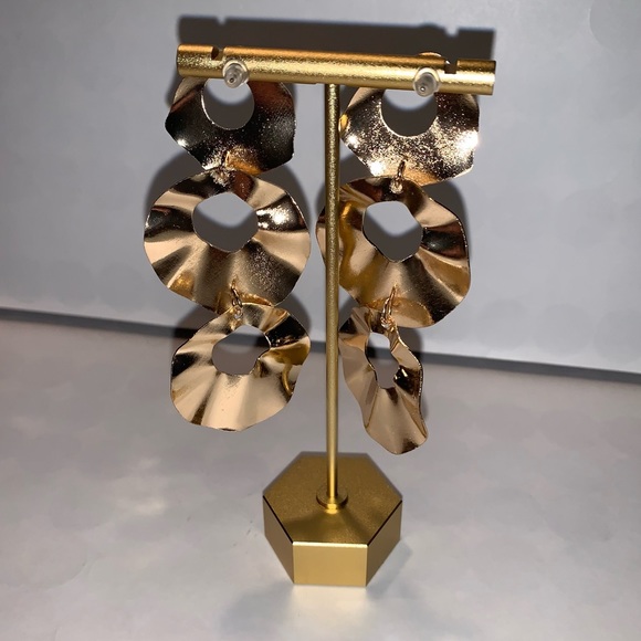 Droplet Earrings - Picture 3 of 4